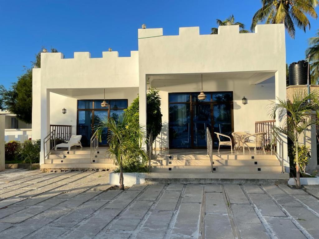 Jambo Beach Hotel パジェ エクステリア 写真