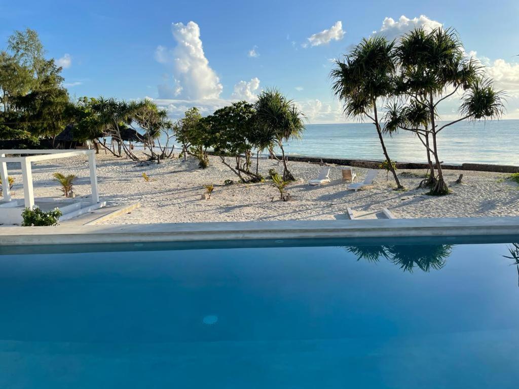 Jambo Beach Hotel パジェ エクステリア 写真